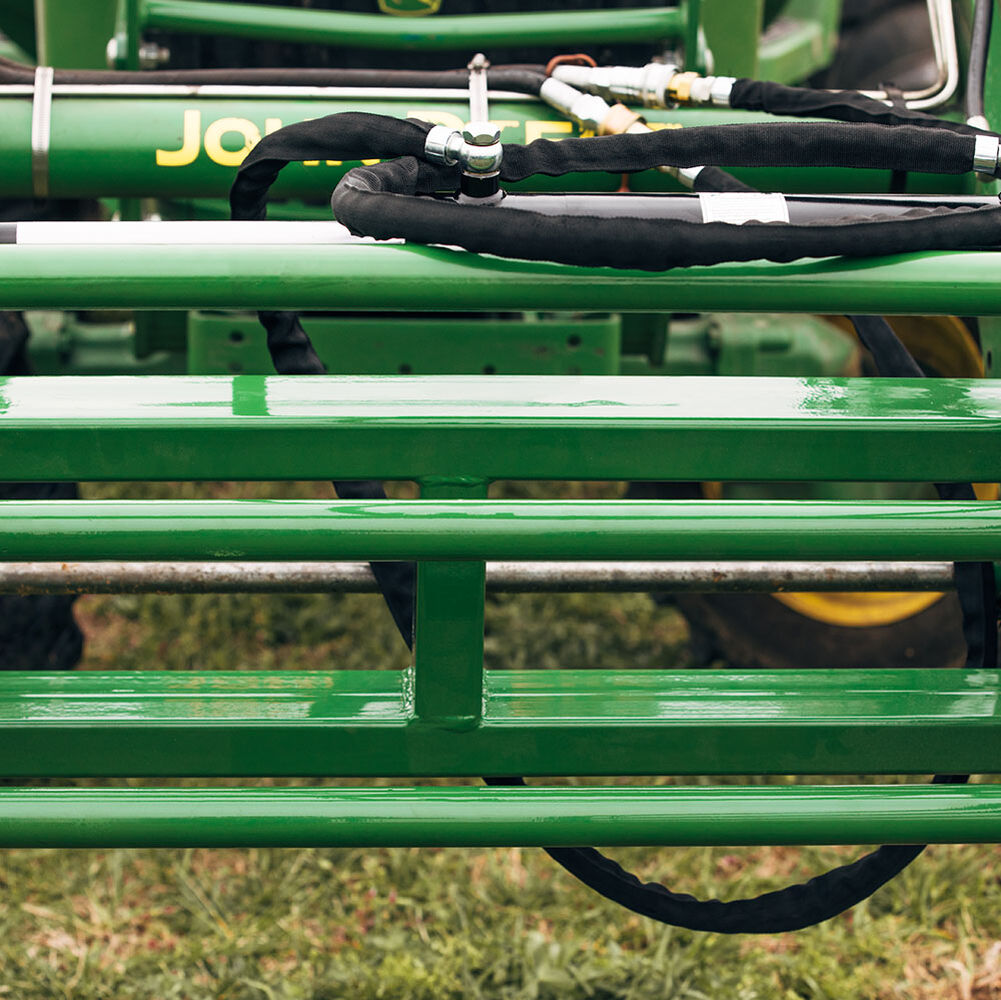 Round Hay Bale Gripper Fits John Deere Tractors